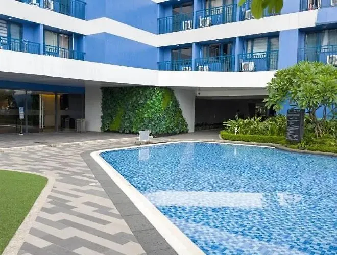 Apartment Cozy & Stylish Staycation And Netflix - Wifi And Pool *