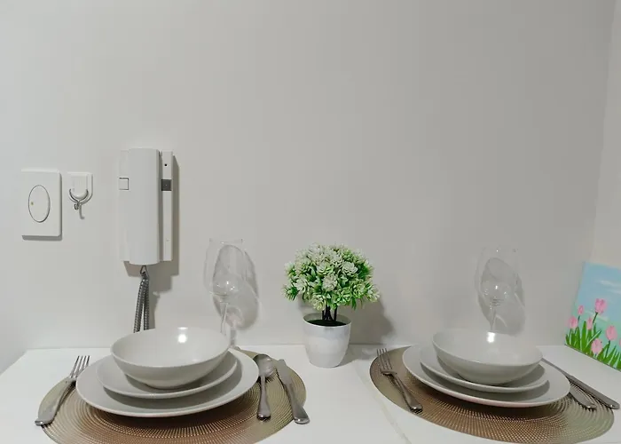 Cozy & Stylish Staycation And Netflix - Wifi And Pool * Manila