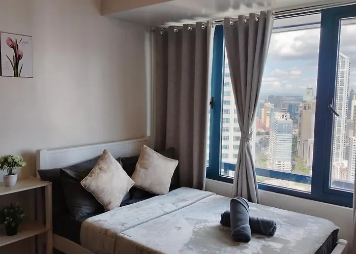 Cozy & Stylish Staycation And Netflix - Wifi And Pool
